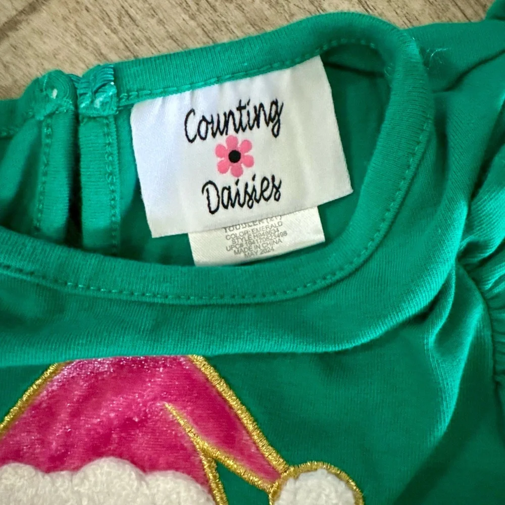 Counting Daisies Toddler Holiday‎ “Santa’s Favorite” Tutu Set – Size 2T